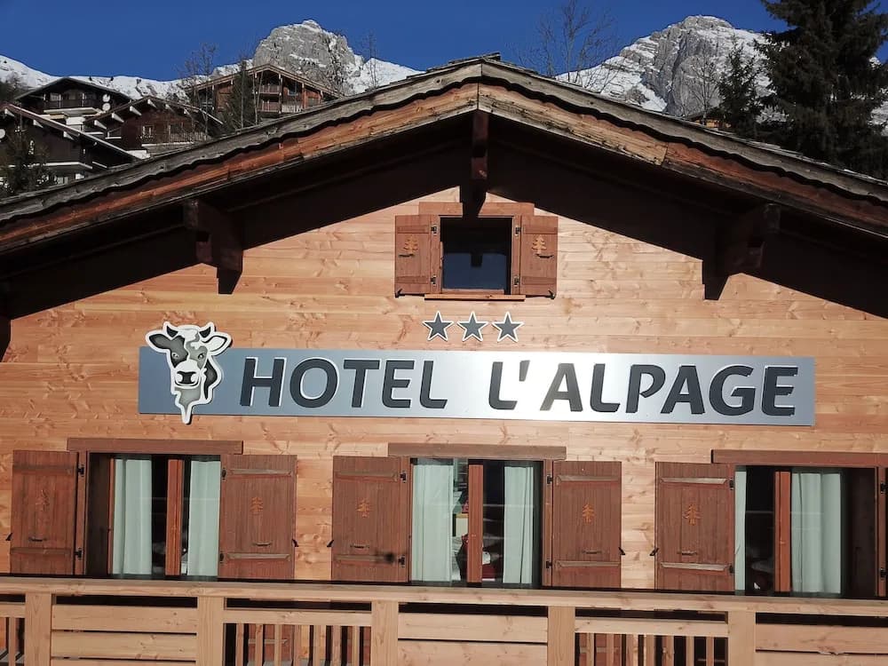 Hôtel L'Alpage - Photo 1
