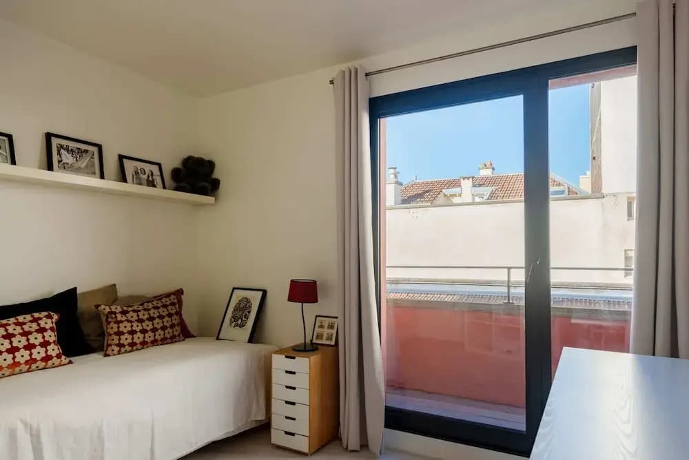 Paris Mimosa Penthouse Residences - Photo 2