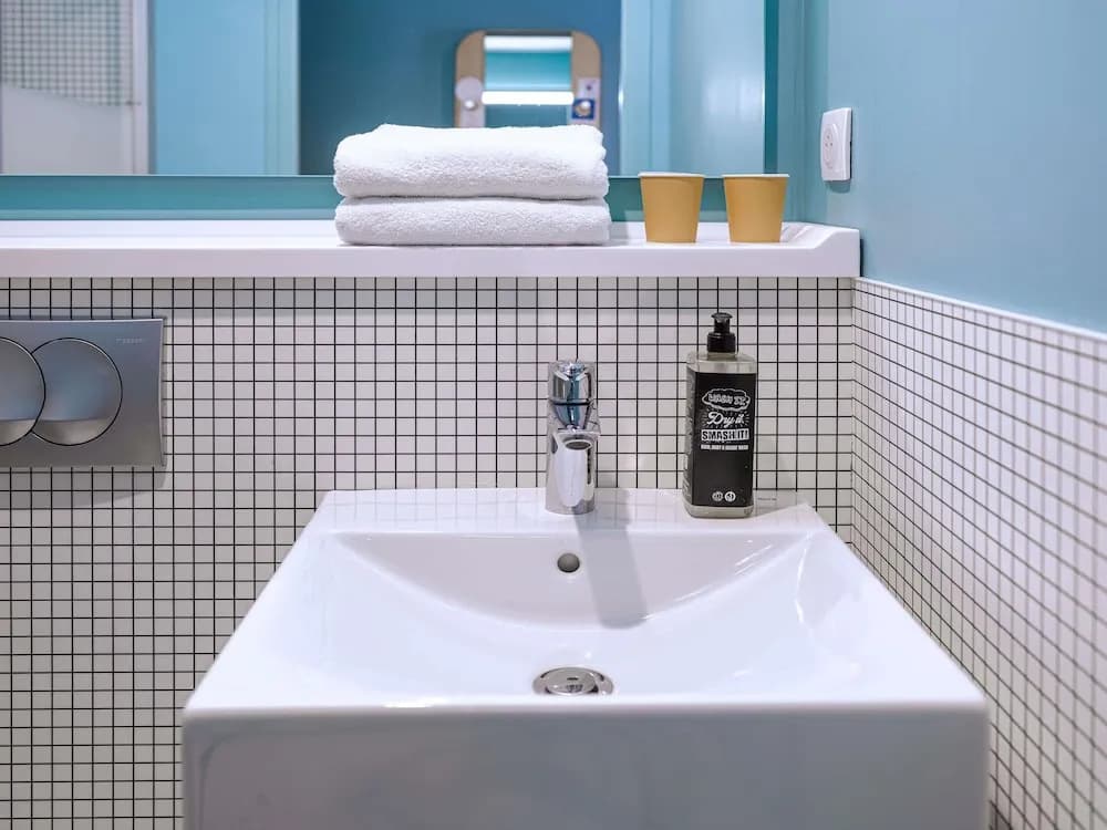 Ibis Budget Bourg-En-Bresse - Miniature 8