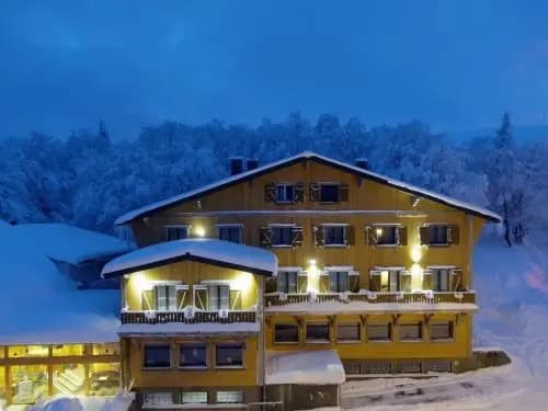 Hôtel Restaurant Wolf - Photo 1