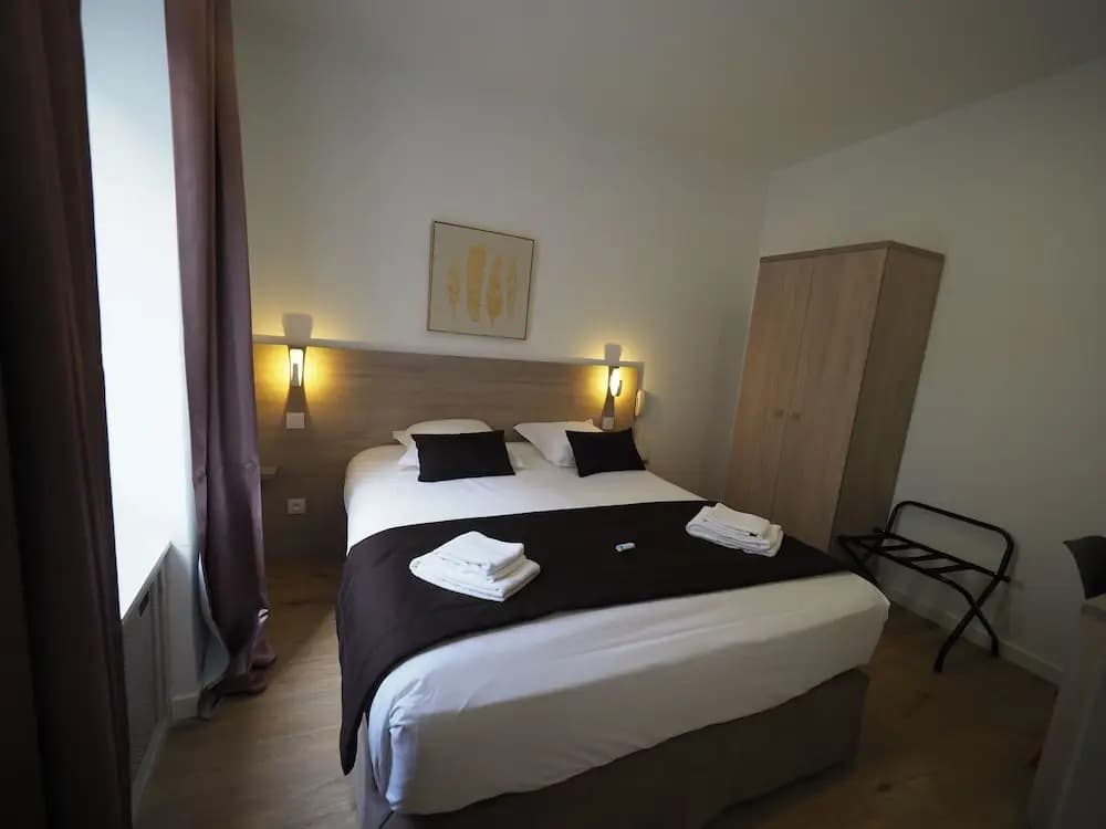 Hotel Le Biarritz - Vichy - Photo 4