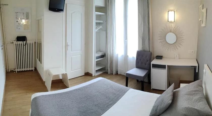 Hôtel des Beaux Arts - Photo 3