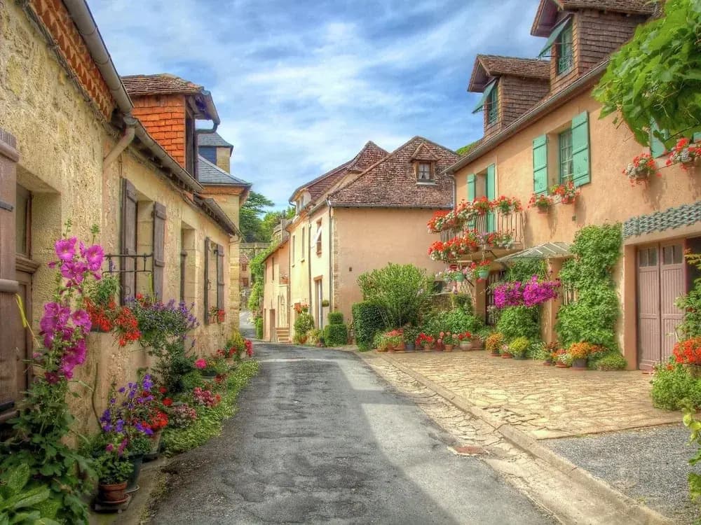 Perigord House With Private Swimming Pool in the Middle of Unspoiled Nature - Photo 1