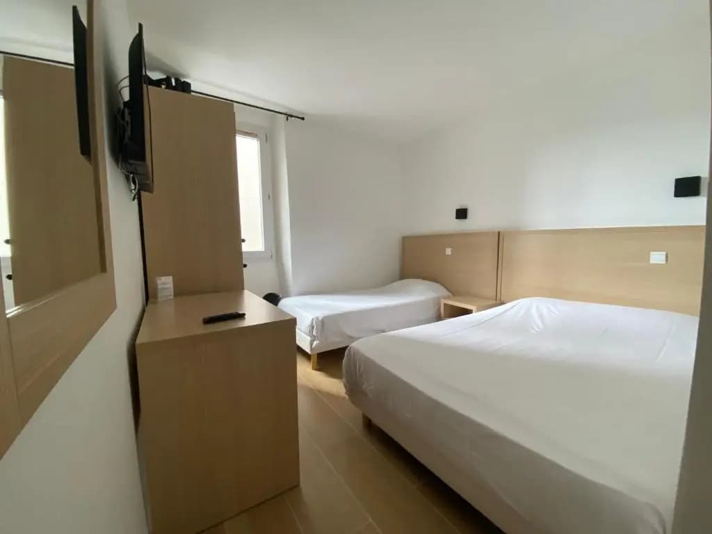 Hotel Raphael Prado - Photo 4