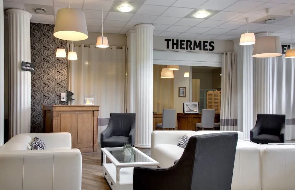 Hôtel Les Sources - Photo 2