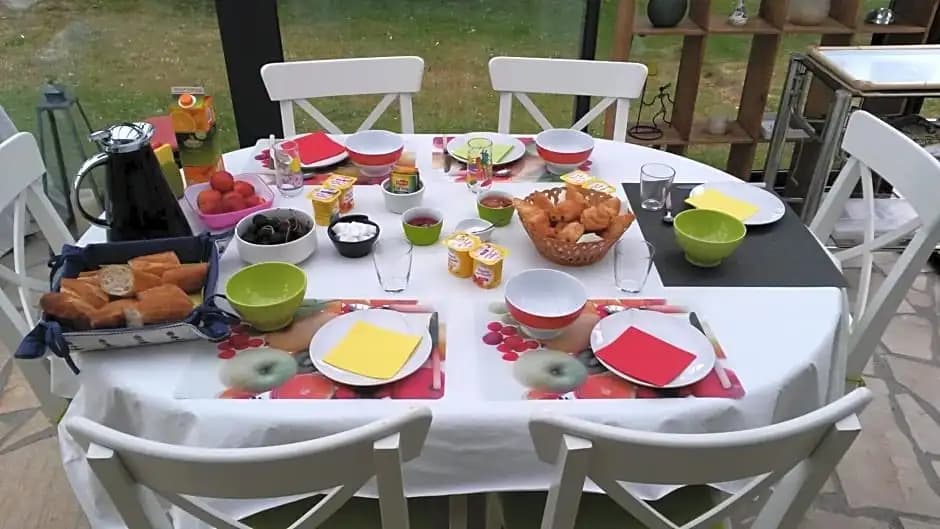 Aux doux Becots - Bed & Breakfast - Miniature 7