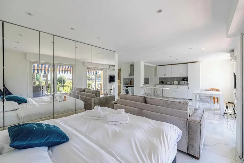 Modern and Cosy Studio- AC- 4P- Cannes - Photo 3