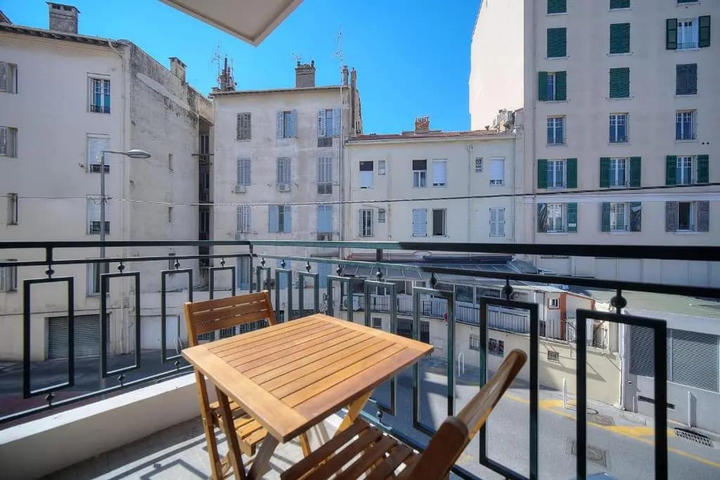 IMMOGROOM - Renovated apartment - Terrace - AC - Photo 1