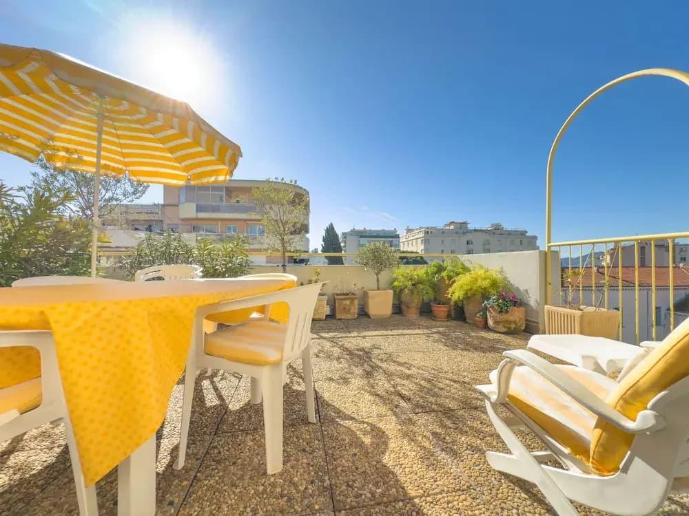 L Artiste in Cannes With 3 Bedrooms and 3 Bathrooms - Photo 1