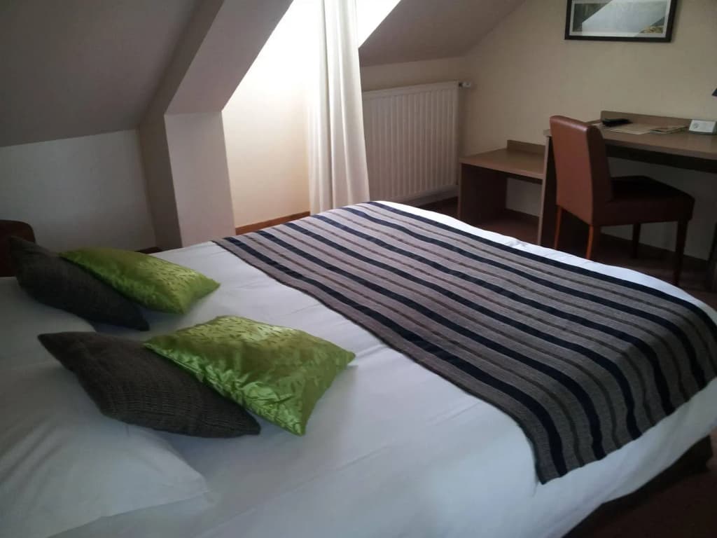 Citotel Du Port Rhu - Photo 3