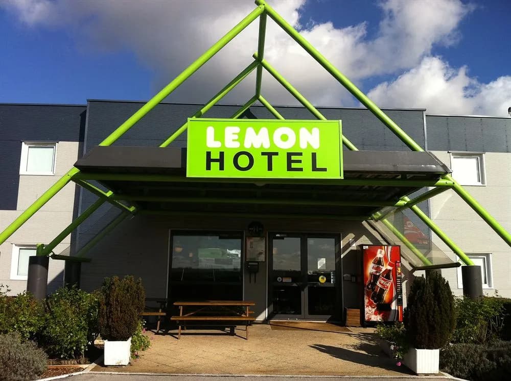 Lemon Hotel Saint Omer - Photo 1