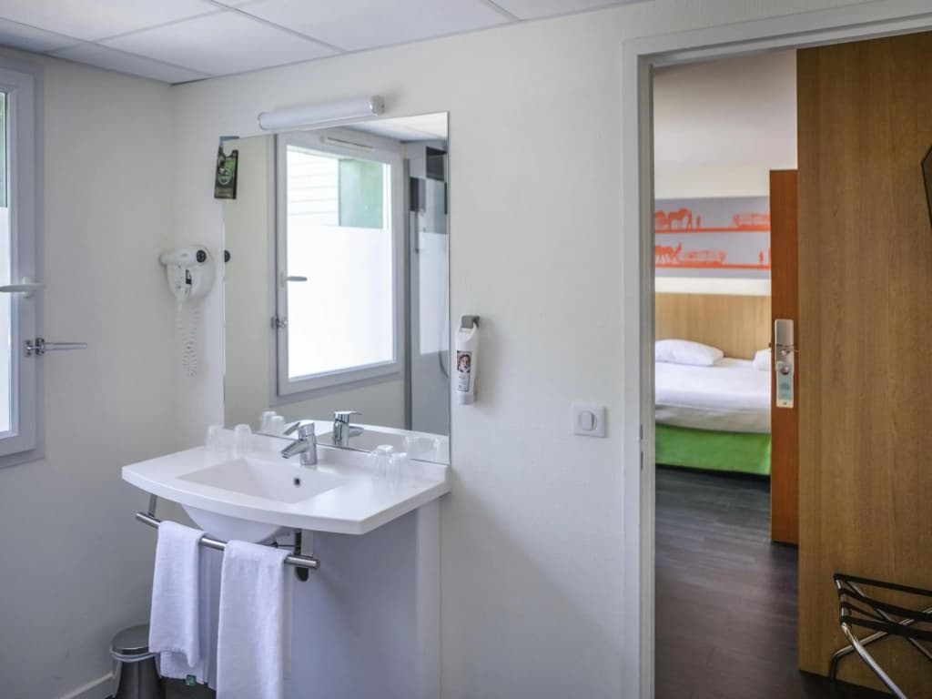 ibis Styles Bourbon Lancy - Miniature 7