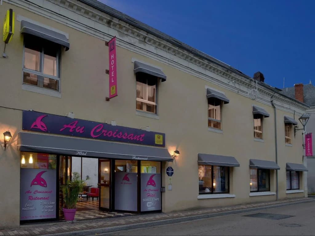 Hotel Au Croissant - Photo 1