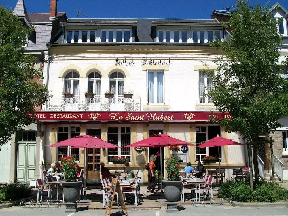 Hotel Saint Hubert - Photo 1