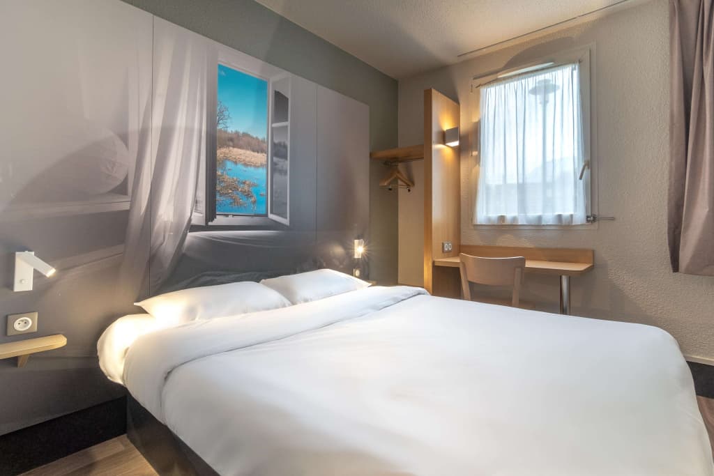 B&B HOTEL Châteauroux Aéroport - Photo 4