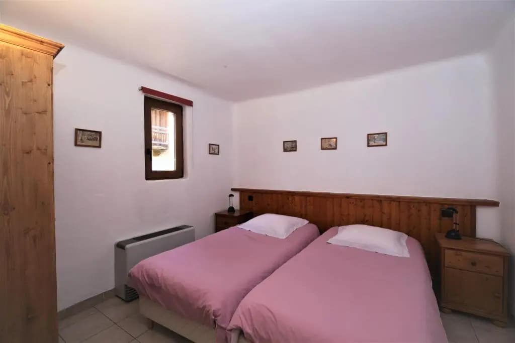 Apartment - 12 rooms - Living room lounge with fireplaces - Photo 4