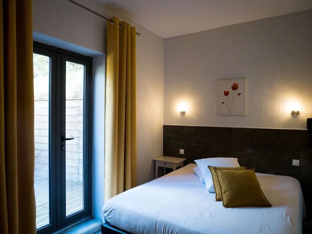 Hotel Restaurant Le Belvedere - Photo 3