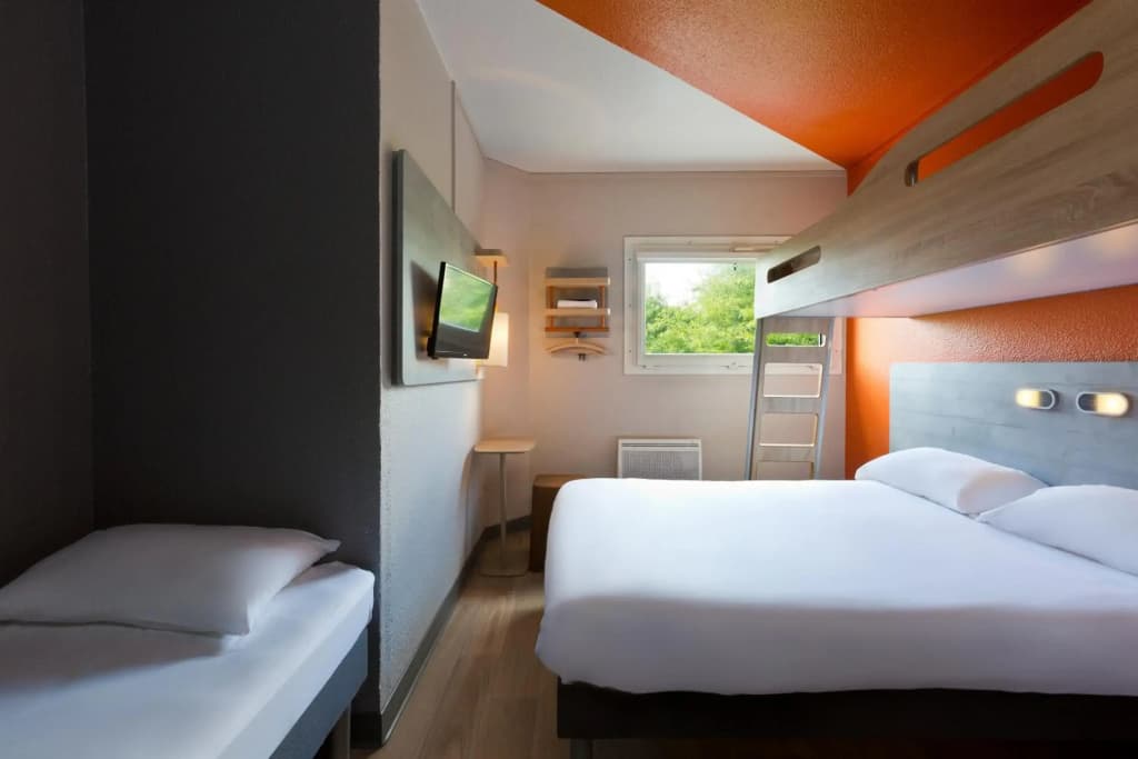 ibis budget Le Mans Universite - Photo 4