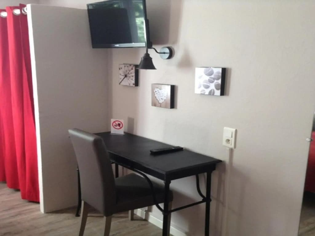 Hostellerie Le Chalet Fleuri - Photo 2