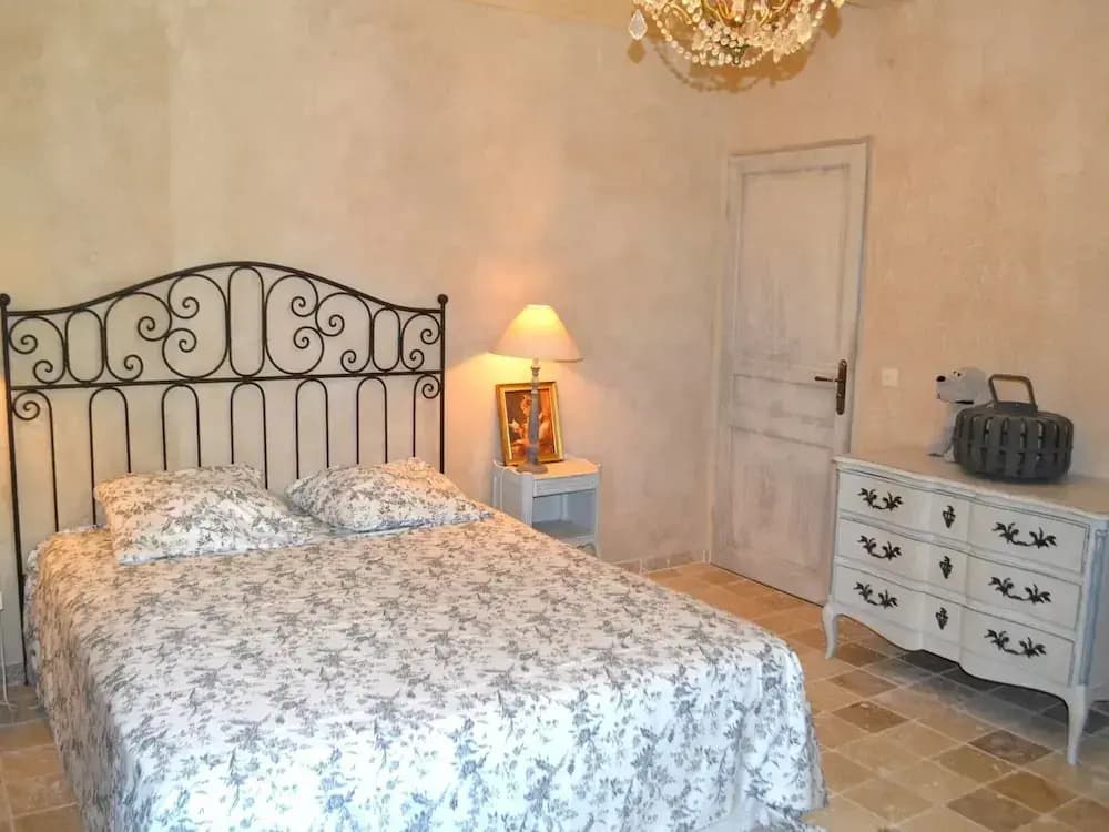 Holiday Home in Lorgues With Private Pool - Photo 3