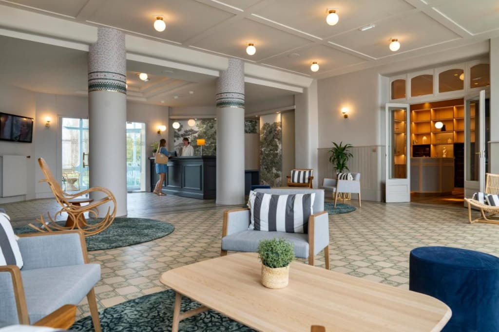 Hôtel Morgat Le Grand Hôtel De La Mer - Photo 2