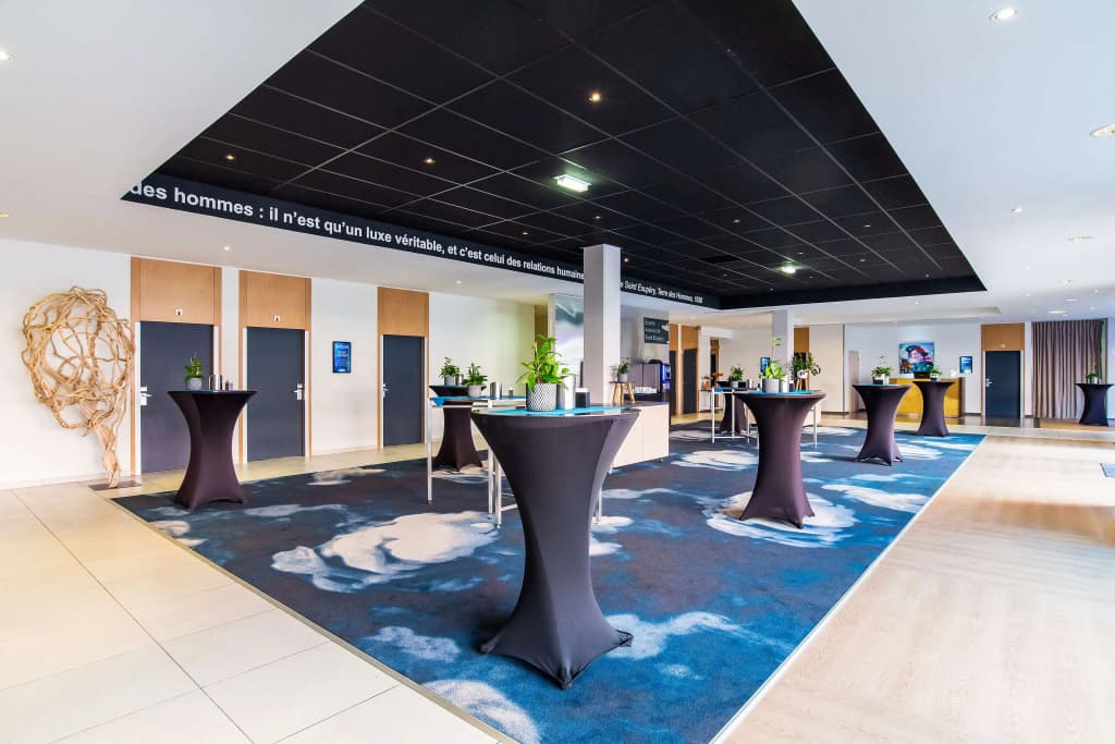 Radisson Blu Hotel Toulouse Airport - Photo 2