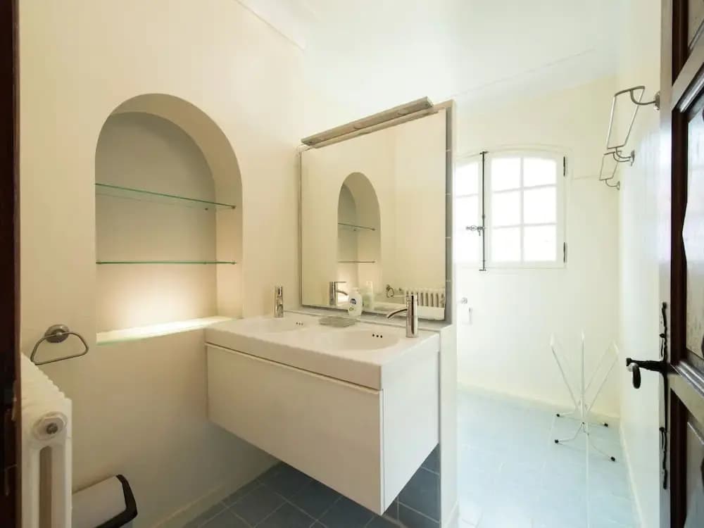 Beautiful Villa in Nyons with Swimming Pool - Miniature 8