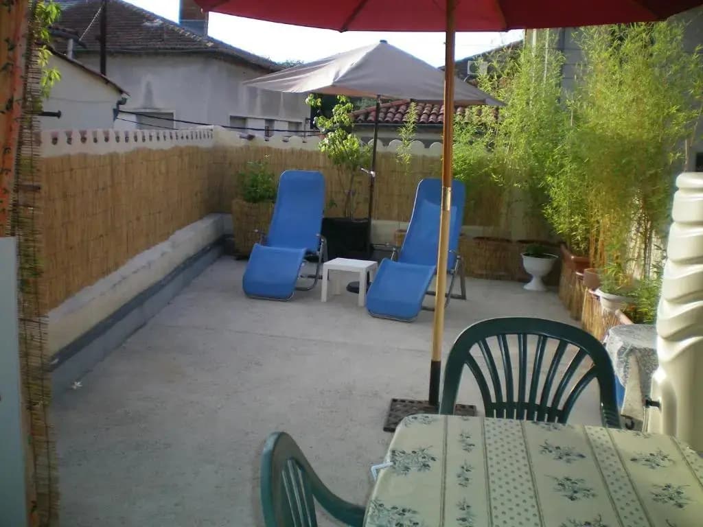 T2 dans maison de village - Photo 2