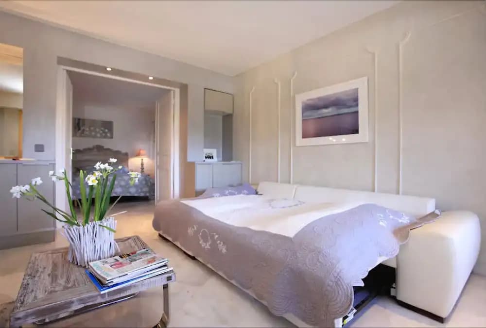 Apartment Borromees - Miniature 6