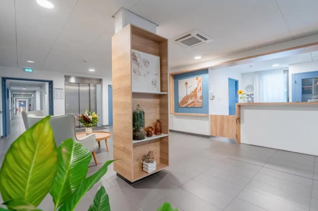 Quality Aparthotel Bourgoin-Jallieu - Photo 1