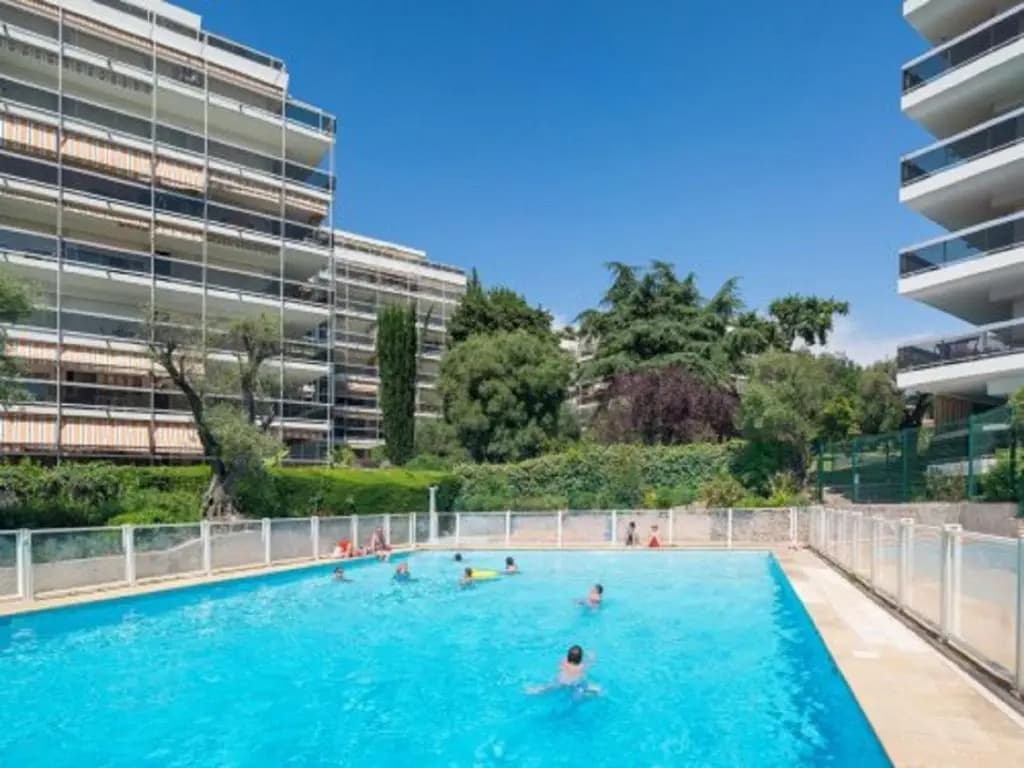 Le Corinthe studio apartment - Miniature 8
