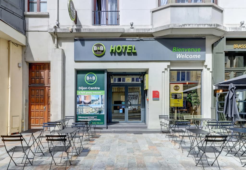 B&B HOTEL Dijon Centre - Photo 1