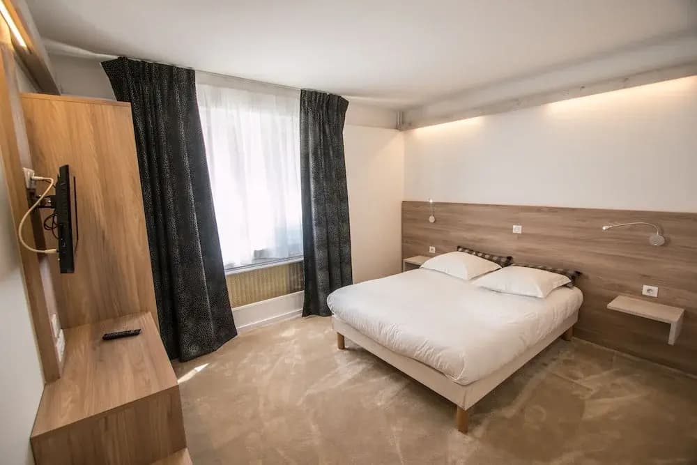 Hotel Les Voyageurs - Photo 2