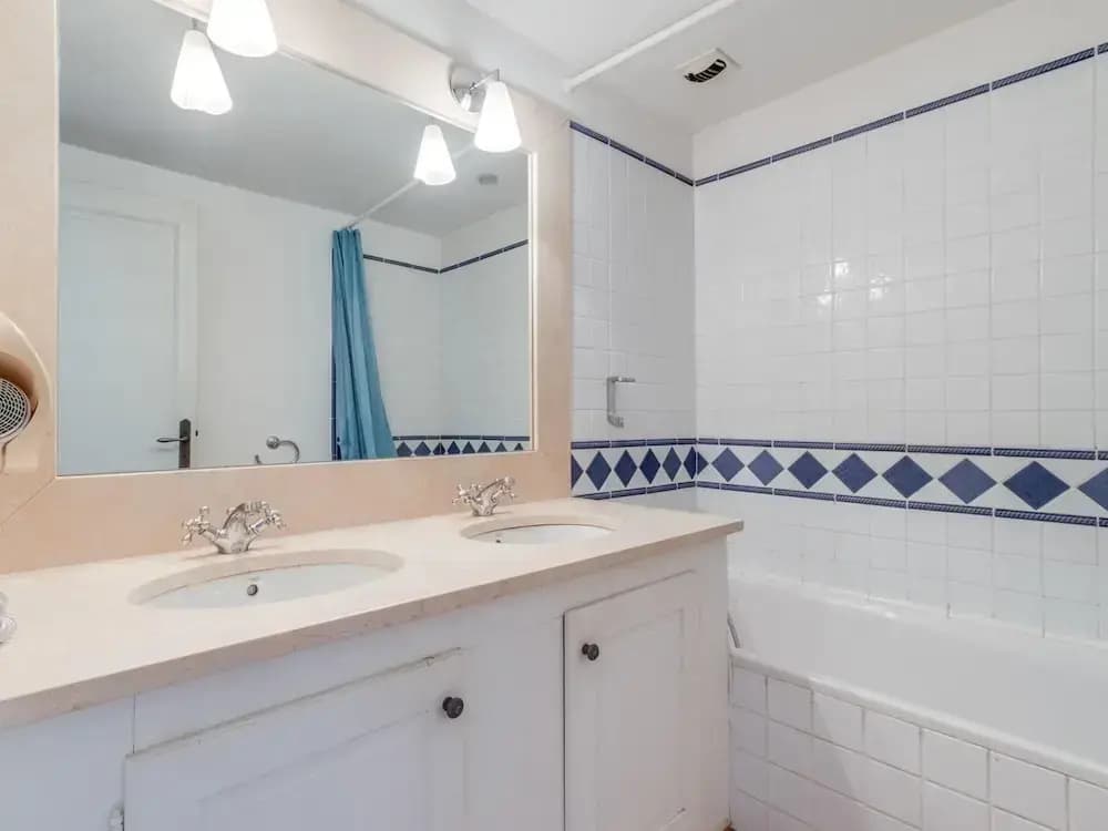 Apartment in La Motte Near Golf Course - Miniature 8