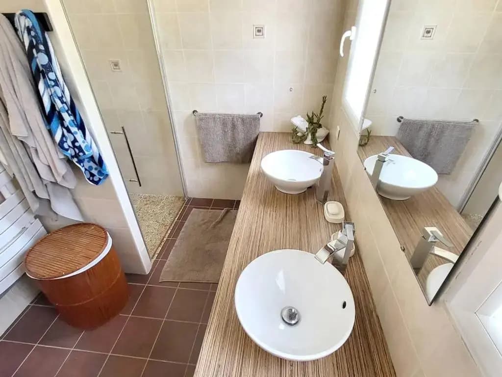 Villa Six-Fours-les-Plages, 5 pièces, 9 personnes - FR-1-316-39 - Miniature 7
