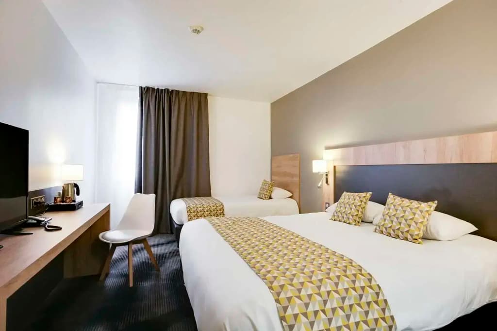 Brit Hotel Confort Loches - Photo 5