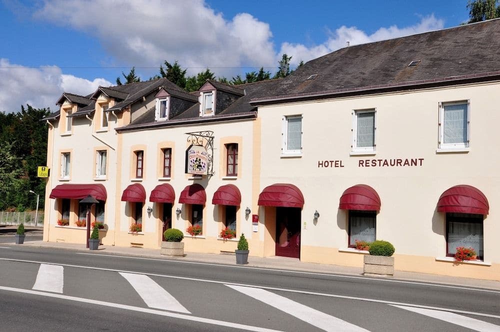 Hôtel la Croix Couverte - Photo 1