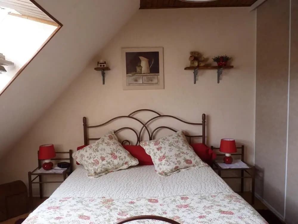 La Trémière - Photo 1