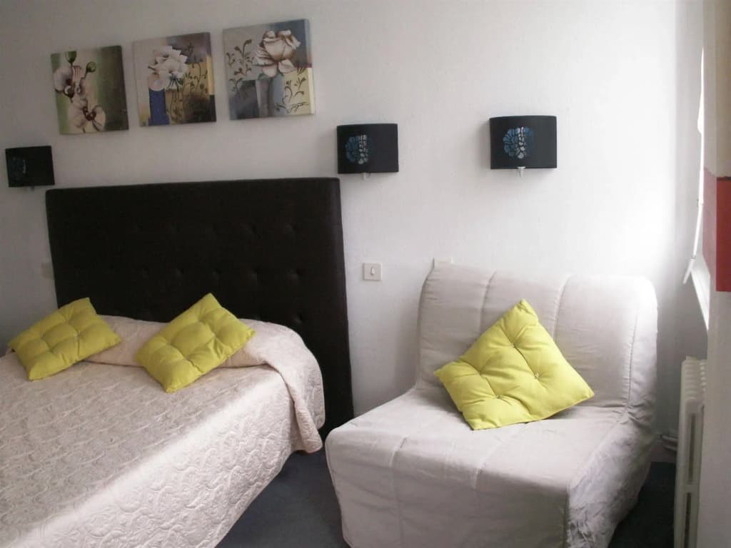 Agena - Photo 5