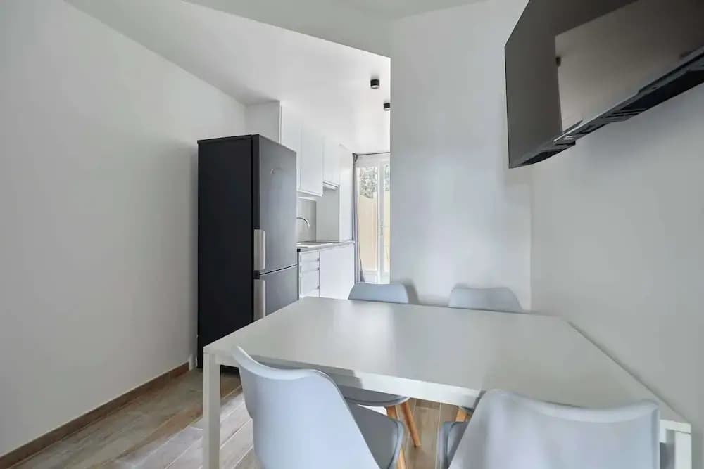 Beautiful Equipped Apartment in Downtown Deauville 4p/1br With Patio - Photo 3