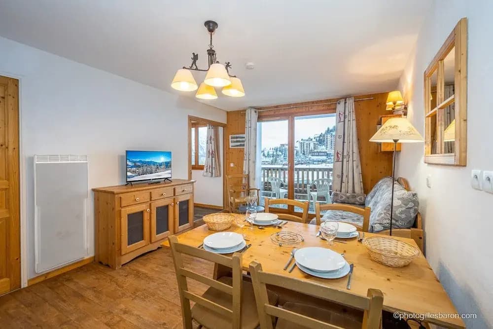 Apartment in Orcieres by Ski Slopes & Pool - Photo 3