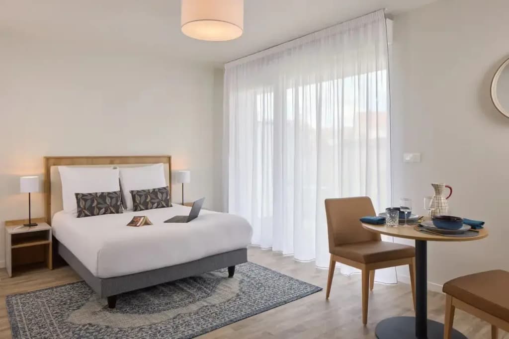 Quality Aparthotel Cholet - Photo 4