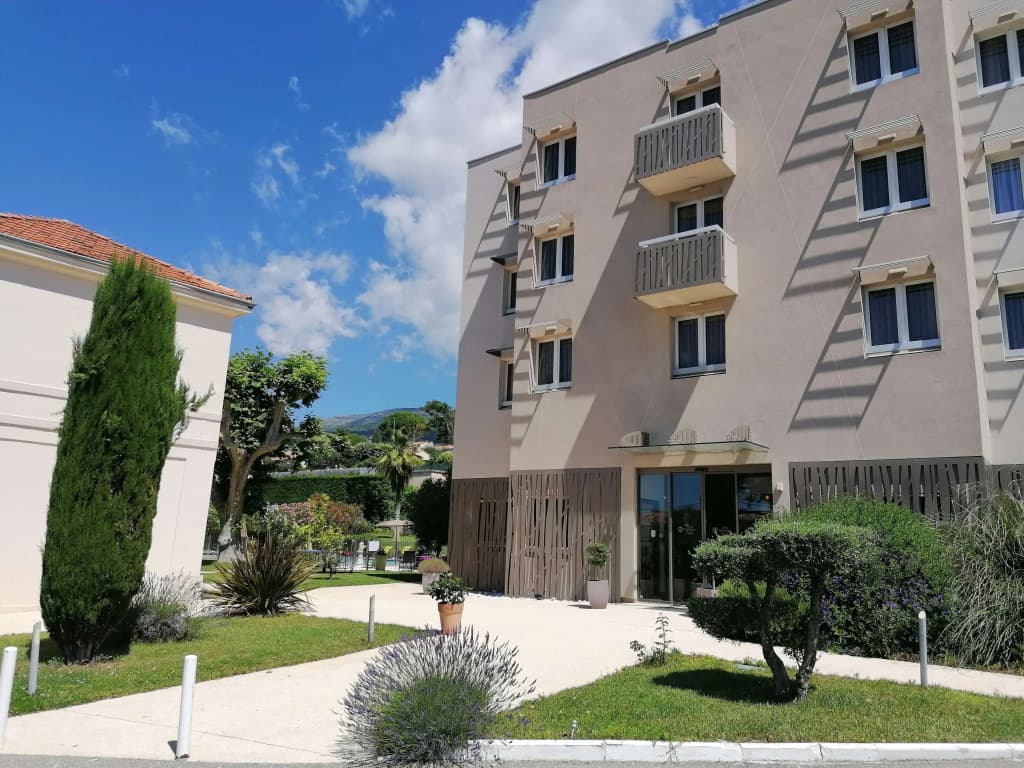 Best Western Plus Hotel Elixir Grasse - Photo 1