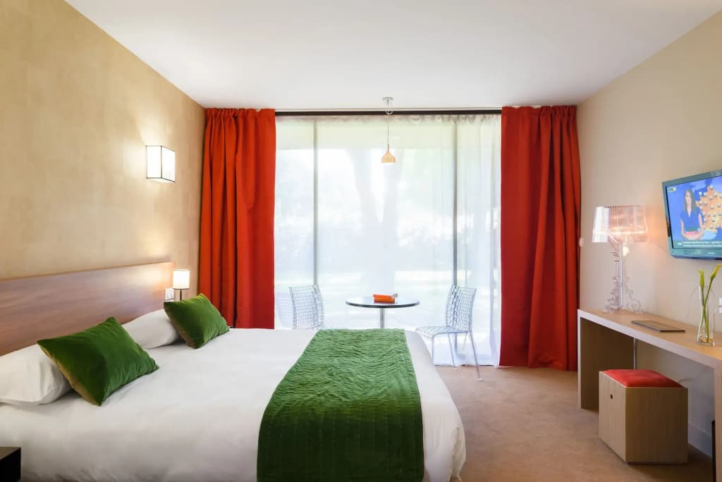 Moulin de Vernegues Hotel & Spa - Photo 3