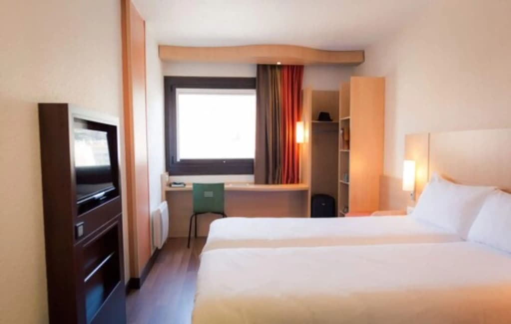 Ibis Grenoble Gare - Photo 3