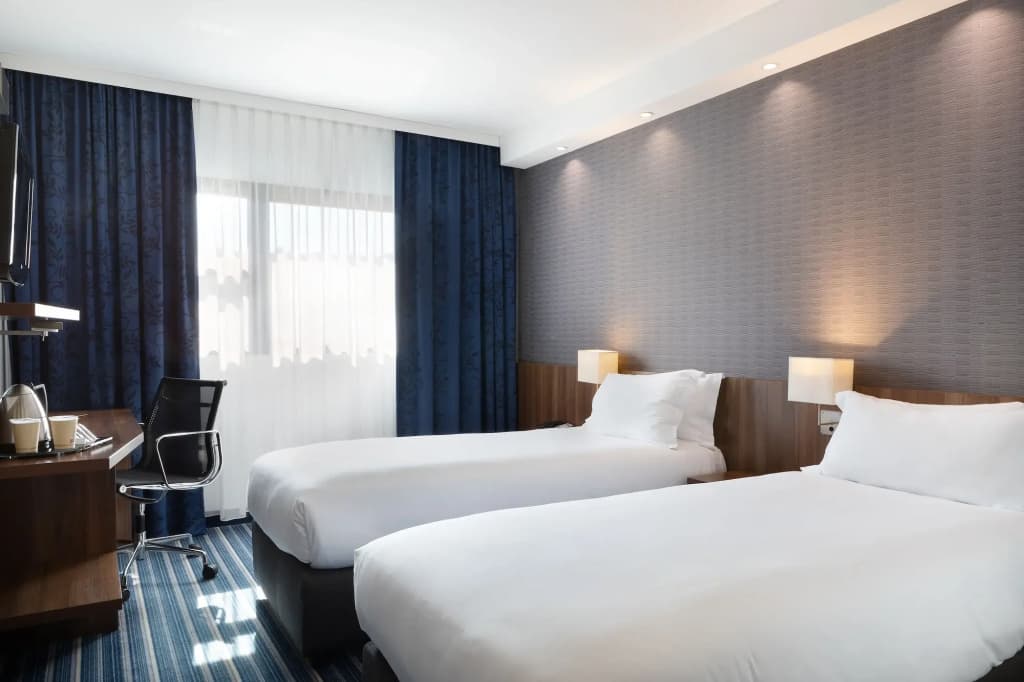 Holiday Inn Express Marseille Airport by IHG - Miniature 6