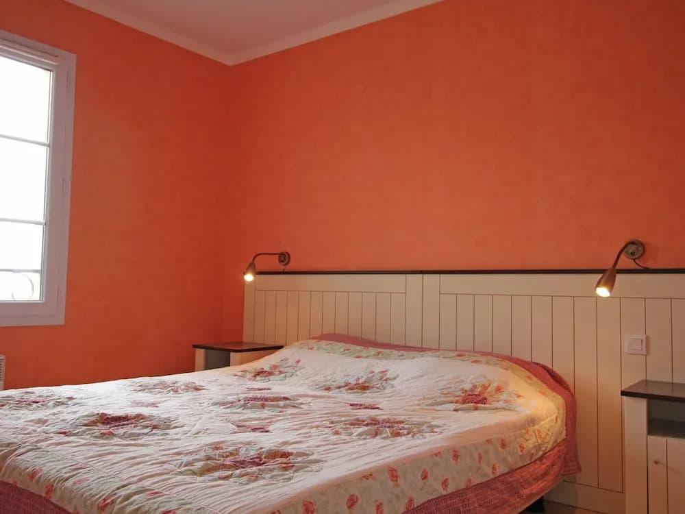 Luxurious Holiday Home in Les Issambres with Swimming Pool - Photo 4