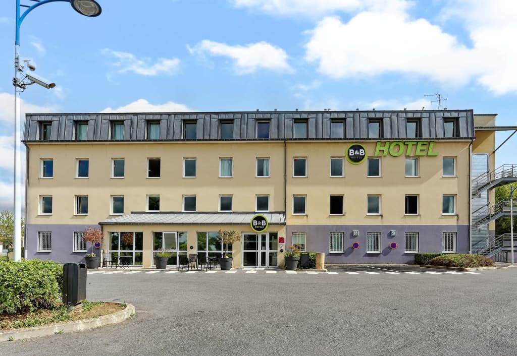 B&B HOTEL Châlons-en-Champagne - Photo 1
