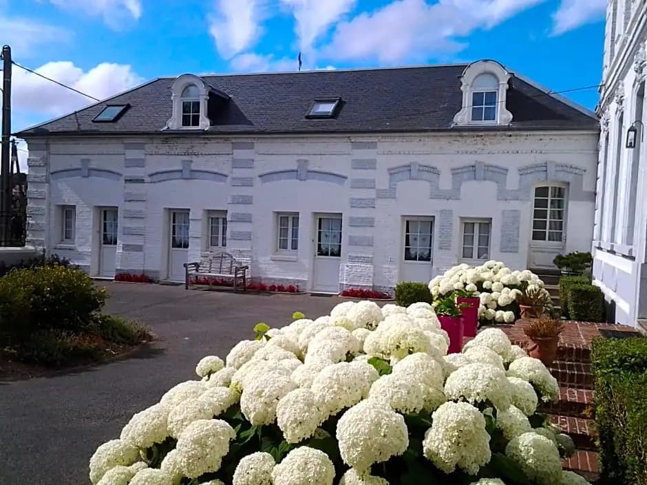 Le Clos - Photo 1