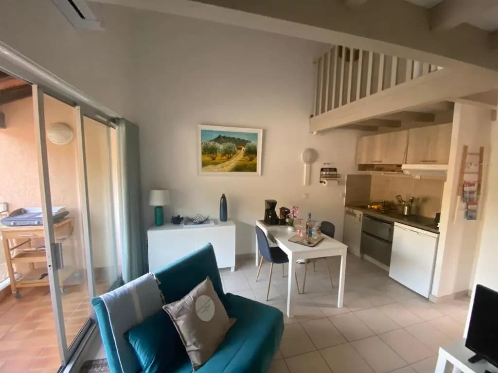 Golfe St Tropez Magique T2 duplex vue mer piscine, garage - Photo 4